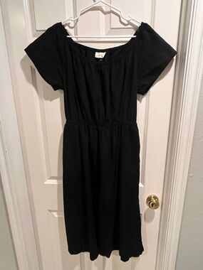Universal Thread Black Midi Dress with Short Sleeves